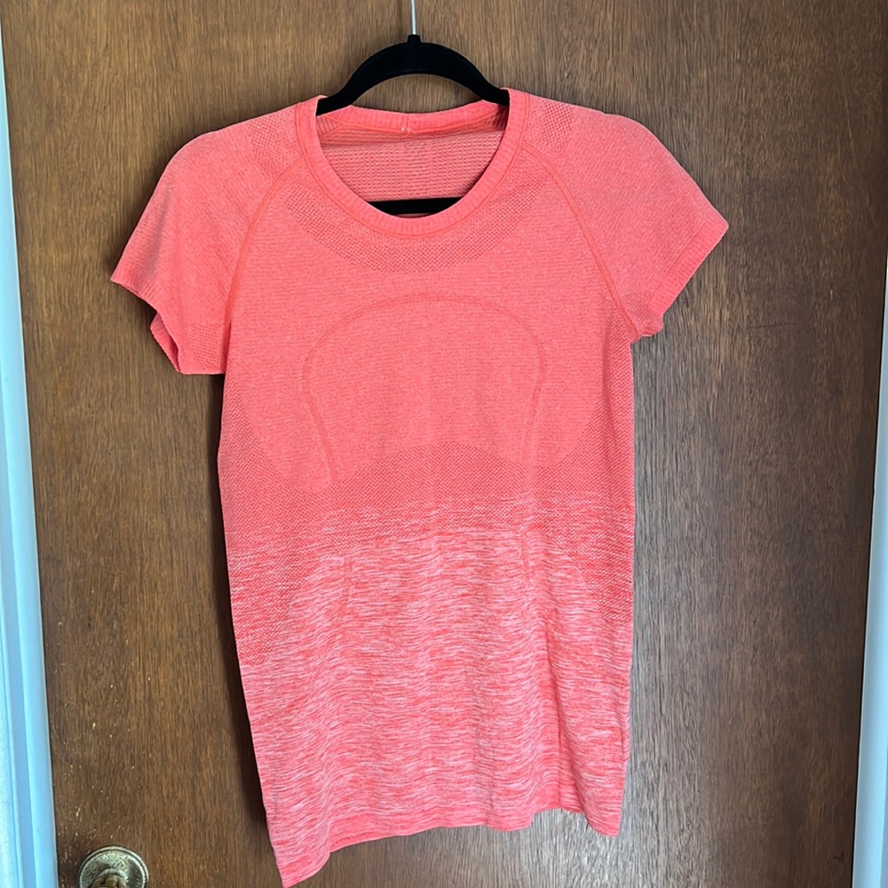 Lululemon swiftly tech shirt